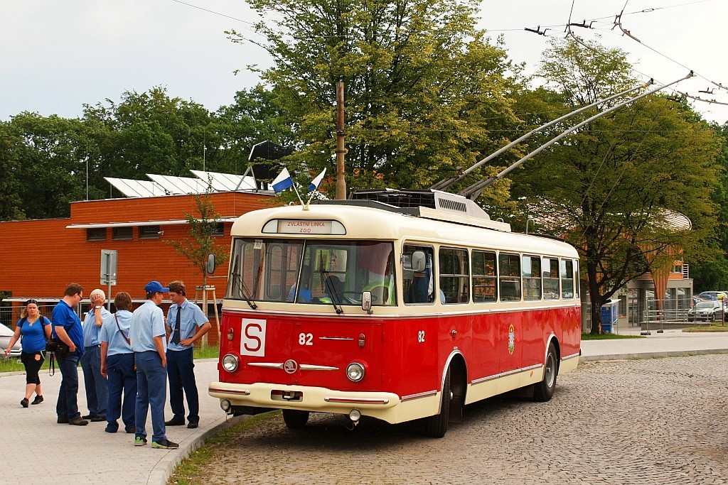 Škoda 9TrH23 #82