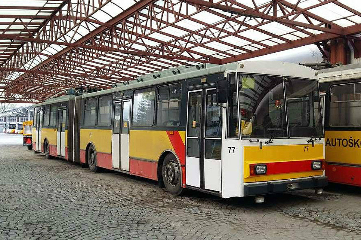Škoda 15Tr02/6 #77